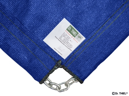Couverture de fosse de saut avec chaîne à maillons sable en longueur de terrain de sport bleu clair