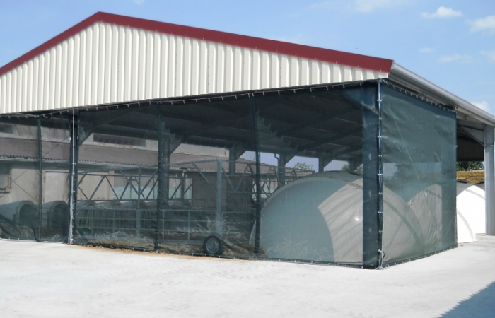 Hall Stable side wall Weather protection Wind PES 260 g/m² Green