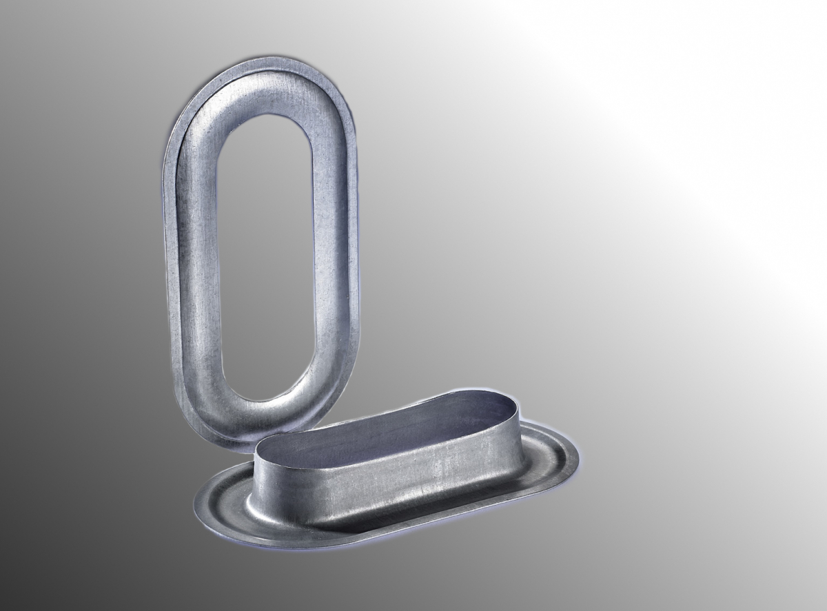 Rectangular slotted eyelet zinc plated 60x21mm